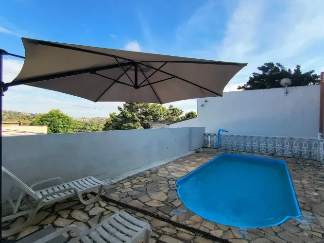 Casa para aluguel em Contagem (B. Santa Luzia) com 3 quartos, suíte, piscina e área gourme