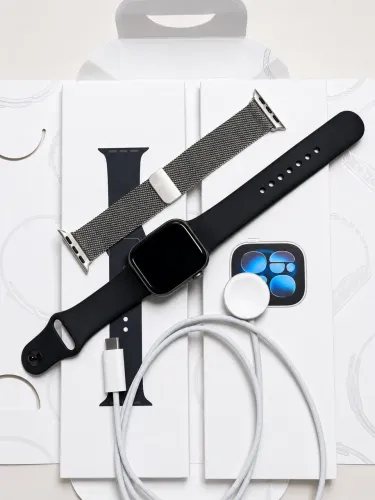 Apple Watch Series 11 42mm Cinza-Espacial (Apenas 1 mês de uso) + Pulseira Milanesa Extra