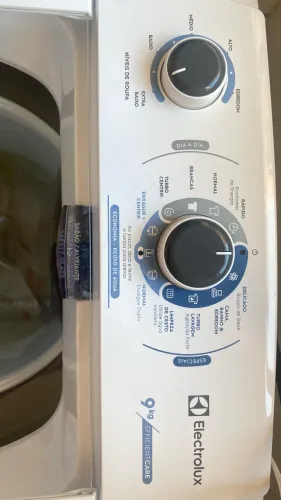 Máquina de lavar roupas 9kg - Electrolux 