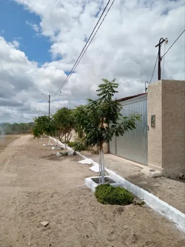 Casa ótima e nova em IATI/PE na Bela Vista, ao lado do posto 24h Marcelo
