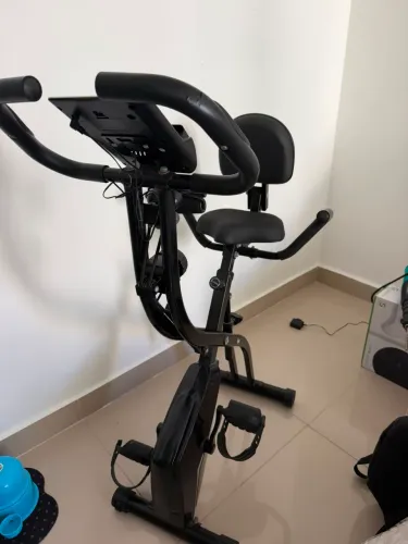 Bike ergométrica conservada 