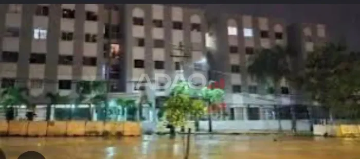 APARTAMENTO AO LADO DO PARQUE AREIÃO