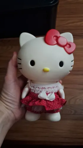 Hello kitty de borracha