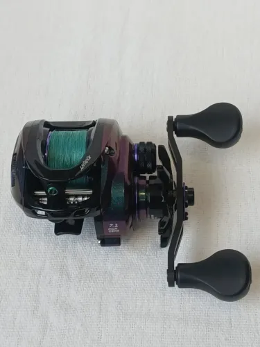 Carretilha BLACK KNIGHT ESQUERDA Carretel Ultraleve BFS FINESSE