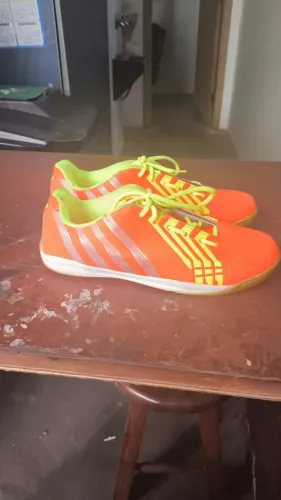TENIS DE FUTSAL!! 40-41