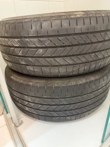 4 PNEUS ARO 18 ALENZA BRIDGESTONE (225/50R18 95V)