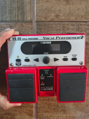 BOSS VE 20 (Vocal Performer) Processador de Voz profissional