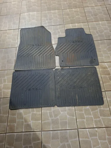 Jogo de tapete do vesa Nissan original