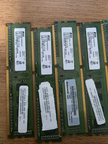 Memoria ram ddr3 2 gb 15,00 cada