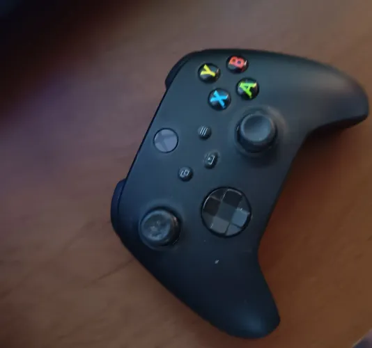 Vendo controle Xbox com defeito 