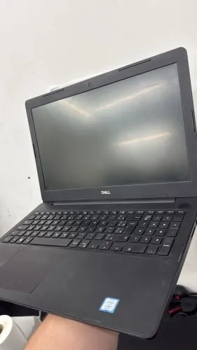 Notebook Dell i7 8a geração 8gb RAM 240gb SSD, Monitor Display de 17"