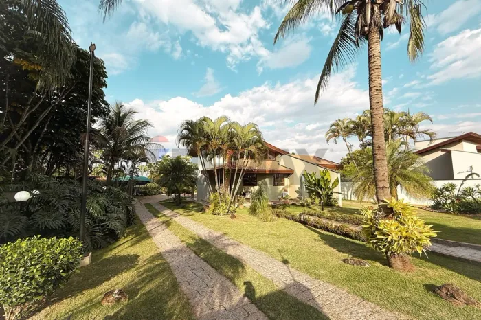 Casa de alto padrão nas Chácaras São Marcelo