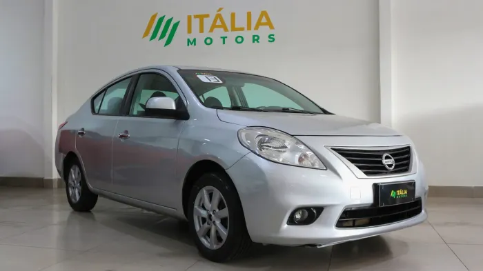 Nissan Versa SL 1.6 16V Flex Fuel 4P Mec. 2013