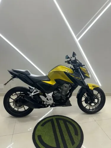 HONDA CB300F ABS 2023