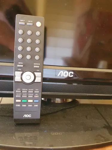 TV AOC 42"