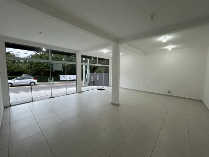 Loja/Sala Comercial na Av Campeche 