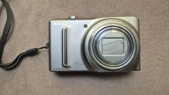 Nikon Coolpix S9050 12.1 Megapixels
