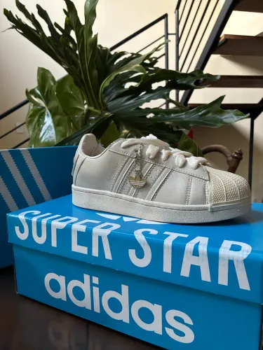 Tênis SUPER STAR 