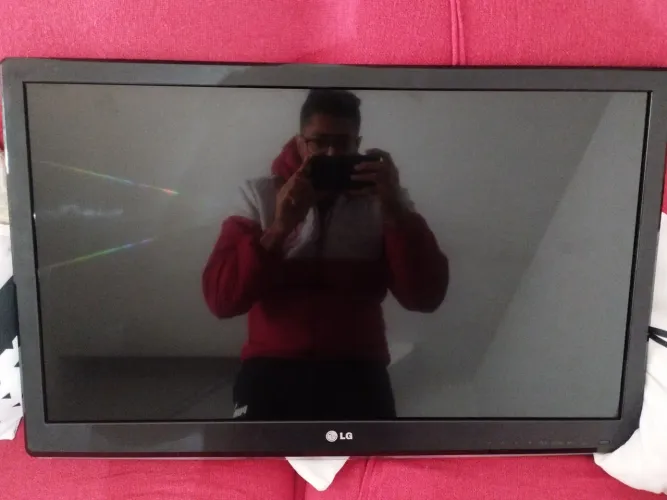 TV LG 32" LED