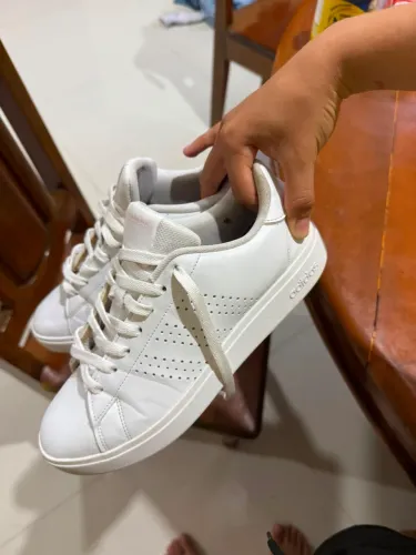 Tênis adidas unissex