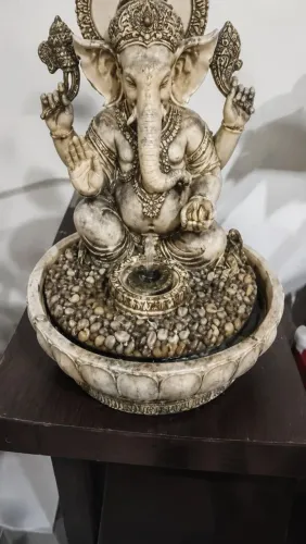 Fonte de água Ganesha