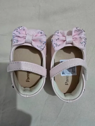 Sapatinho de bebê Pampili