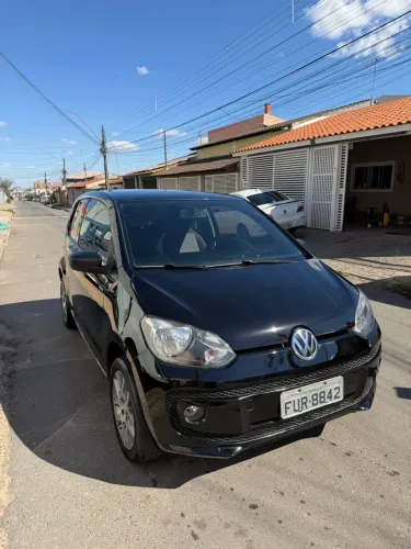Volkswagen Up! Take 1.0 T. Flex 12V 3P 2016