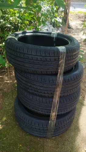 Vendo pneu 205/17/45 zero nunca usado