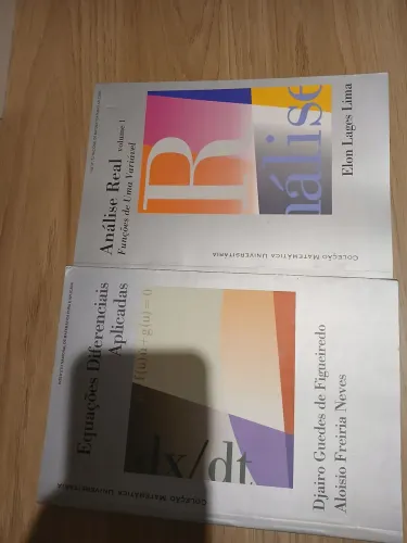 Livros de Analise Real e Equaçoes Diferenciais aplicada em perfeitas condições de Uso .