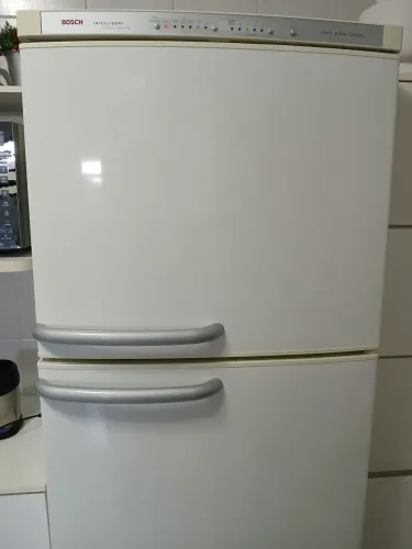 Geladeira Bosch KSU 44 408 LTS