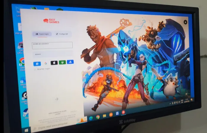 Monitor Infoway 19"