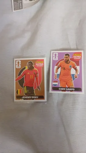 Vendo figurinhas legends