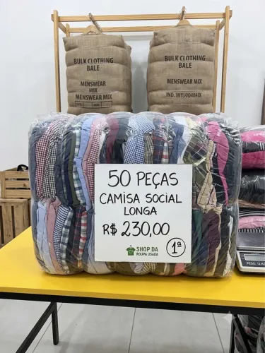 Fardo com 50 peças de camisa social manga longa (1º Qualidade)