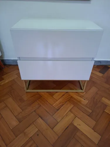 Gaveteiro com 2 gavetas Off-White e Dourado