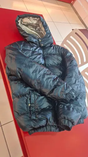 Jaqueta Puffer Super Quentinha e Peluciada (Nova!) Tam G