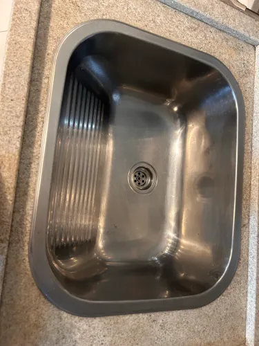 Cuba de tanque inox com granito