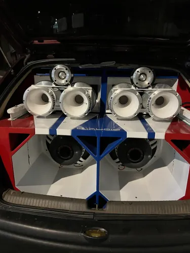 Som automotivo