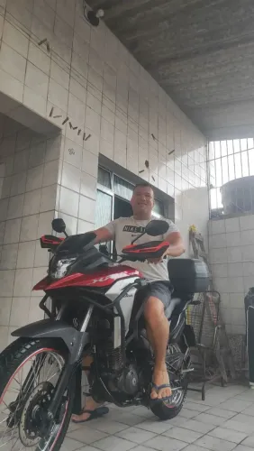 Vendo ou troco por carro