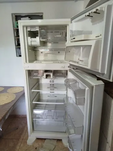 Vendo geladeira duplex Brastemp active