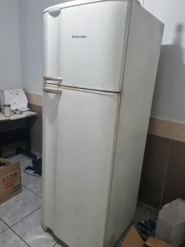 Geladeira Electrolux frost free em perfeito estado 