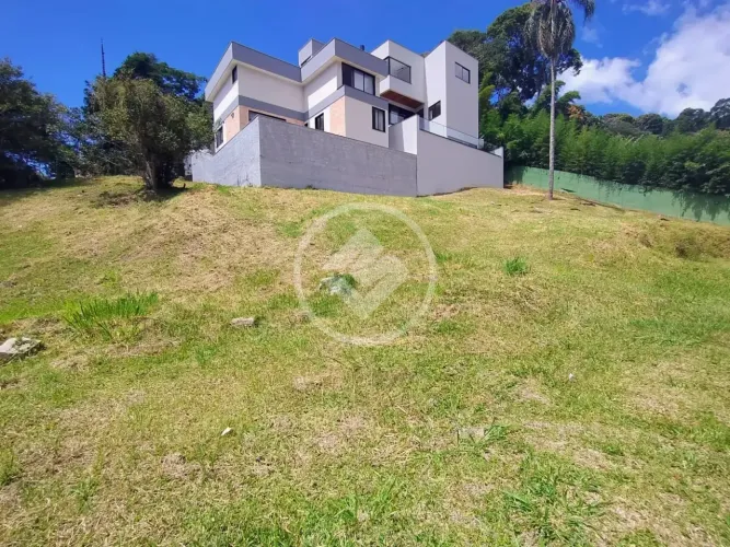 Terreno em condomínio fechado na Cascata do Imbuí | 200m2 | Lazer completo e segurança cod