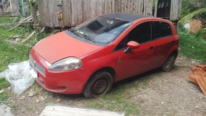 Fiat Punto Attractive 1.4 Fire Flex 8V 5P 2011