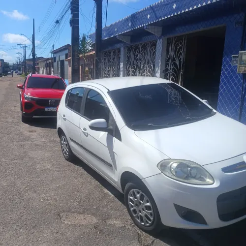 Fiat Palio Attractive 1.0 EVO Fire Flex 8V 5P 2014