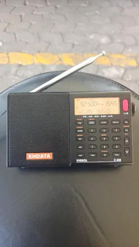 Rádio xhdata D808 FM/AM/SW/SSB/AIR BAND