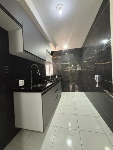Alugo apartamento na lagoa redonda