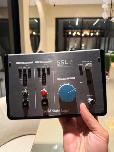Placa de audio SSL 2