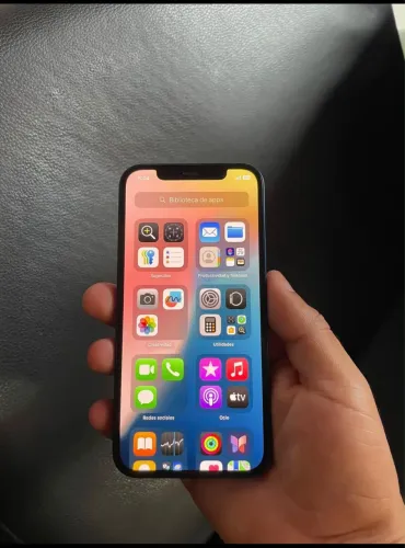 IPHONE 12