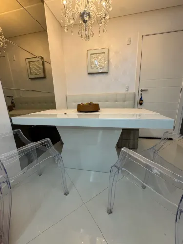 Mesa vidro laqueado branco 