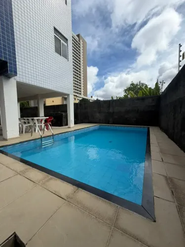 Apartamento em Bairro dos Estados | 3 quartos Piscina