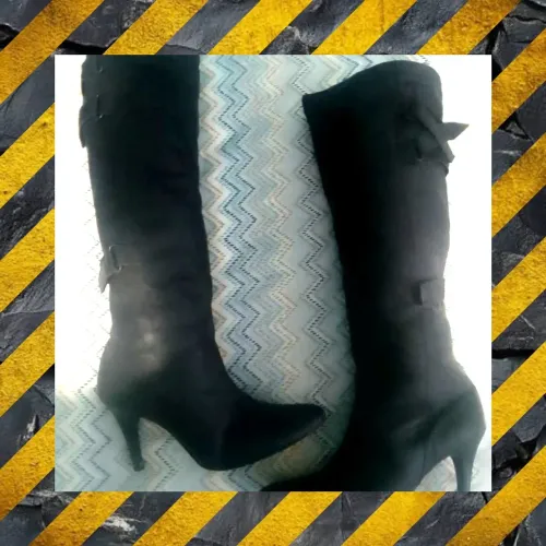 Bota alta com salto